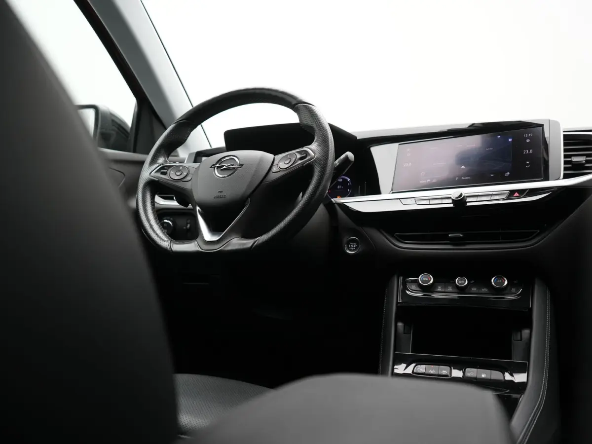 Turbo 4x4 GS PHEV 300pk Dealer O.H | SOH 97,7% | Trekhaak Afn. | Adaptive Cruise | 360 Camera | Lederen Sportstoelen Memory & Ventilatie | Stoelen & Stuur Verwarmd | Keyless | Apple Carplay 