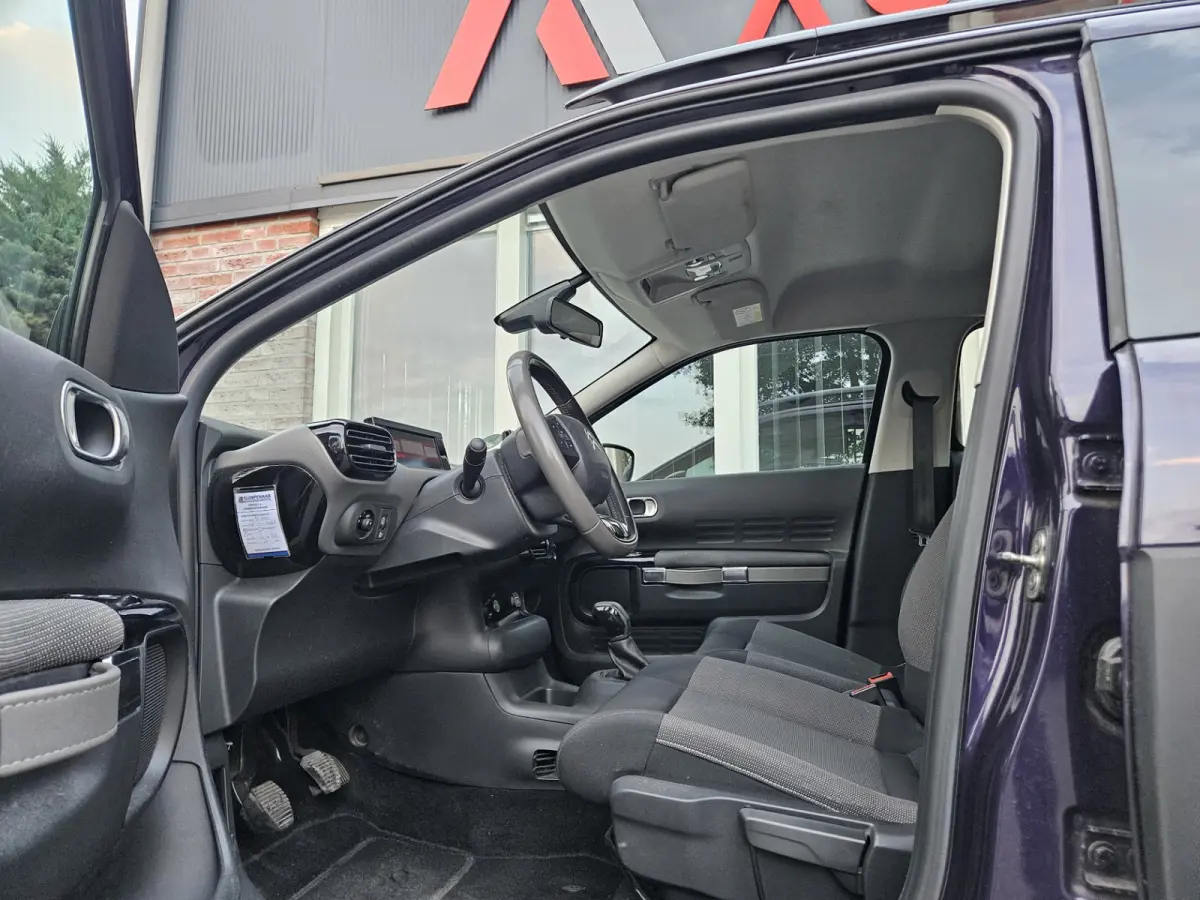 1.2 PureTech Business Airco! Cruise Control! NAP! Nette Auto! PDC! Navigatie!