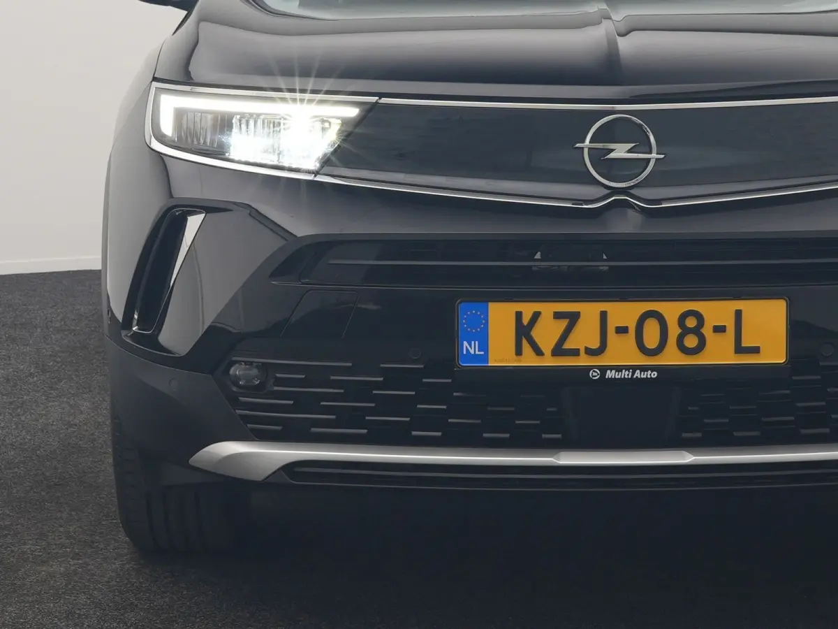 Elegance 50-kWh 11kw bl. 136pk | 360 Camera | BLIS | Voorstoelen Verwarmd | Warmtepomp | Apple Carplay | Cruise Control | 17"L.M | LED Koplampen | Virtual | Lane Assist | DAB |