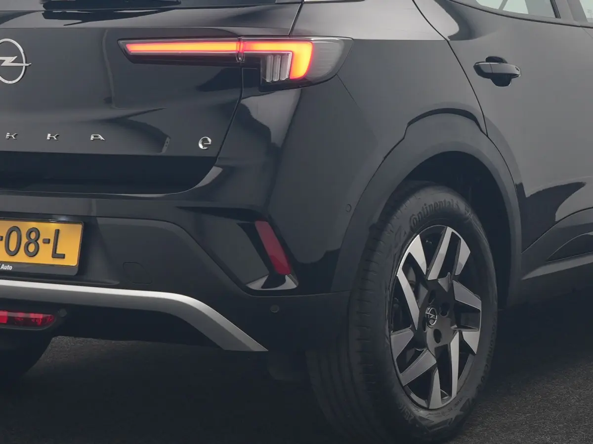 Elegance 50-kWh 11kw bl. 136pk | 360 Camera | BLIS | Voorstoelen Verwarmd | Warmtepomp | Apple Carplay | Cruise Control | 17"L.M | LED Koplampen | Virtual | Lane Assist | DAB |