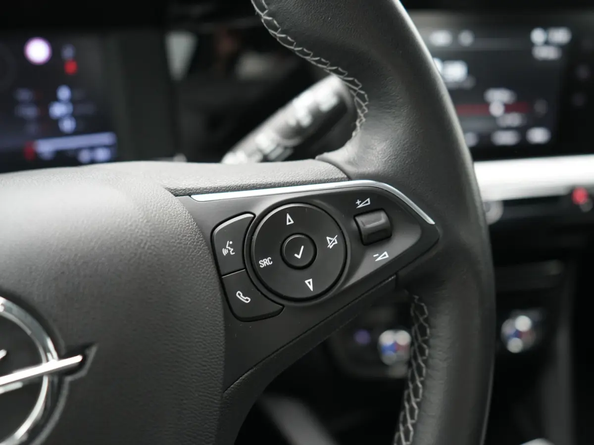 Elegance 50-kWh 11kw bl. 136pk | 360 Camera | BLIS | Voorstoelen Verwarmd | Warmtepomp | Apple Carplay | Cruise Control | 17"L.M | LED Koplampen | Virtual | Lane Assist | DAB |