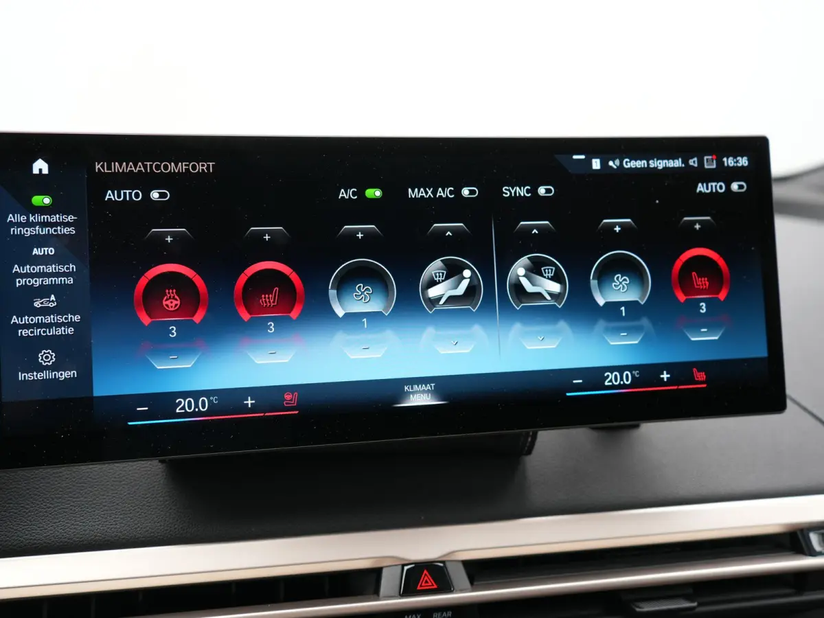 xDrive40 Excellence 77 kWh 327pk | SOH 96,9% | Trekhaak Af Fabriek | Panodak Sky Lounge | Adaptive Cruise | Head Up | 360 Camera | Harman / Kardon | Lederen Sportstoelen & Stuur Verwarmd | S