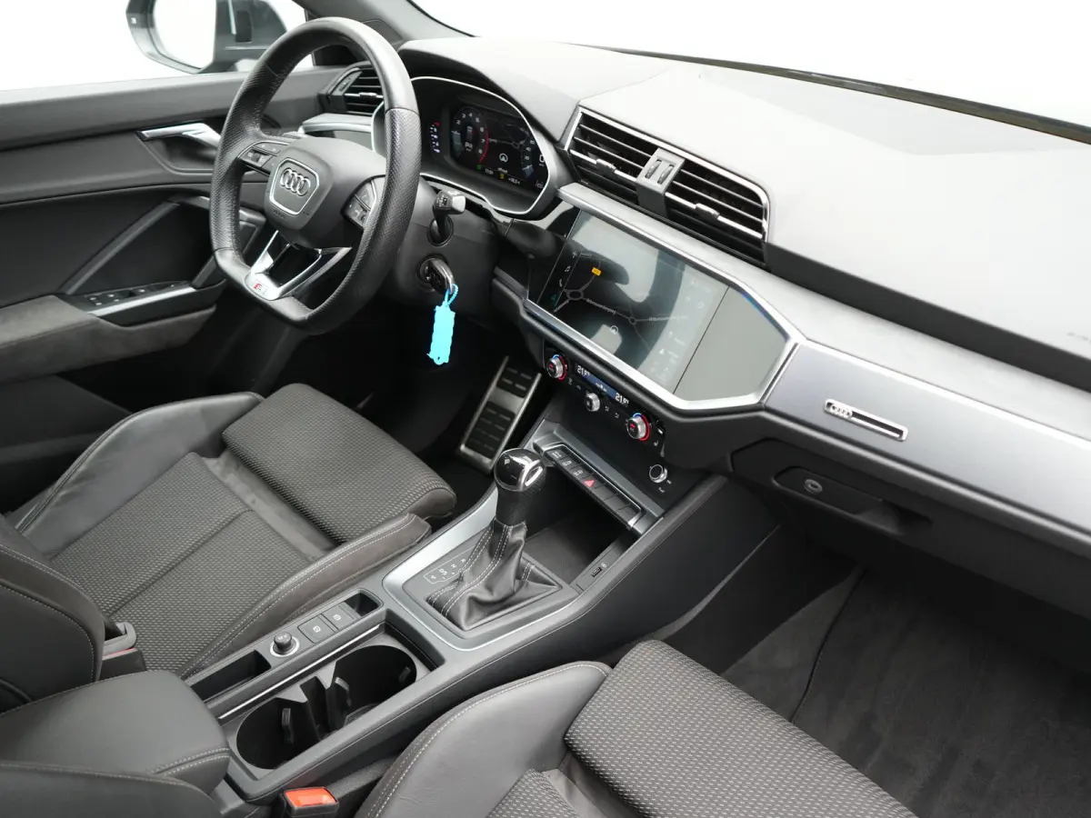 35 TFSI S Line Pro Line S 150pk | Trekhaak | Cruise Control | Sportstoelen Verwarmd | Blis | DAB | Navigatie | 19"L.M
