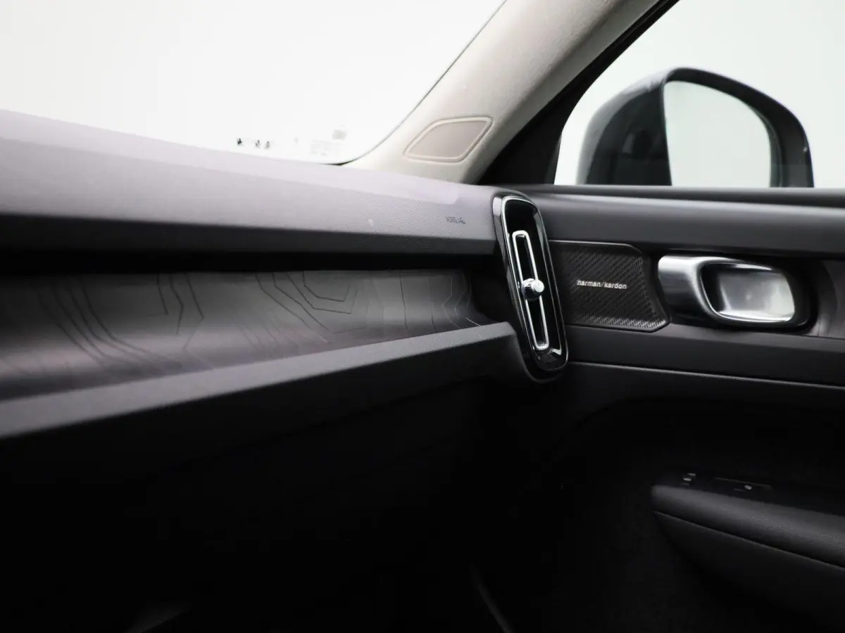 1.5 T4 Plug-in hybrid Plus Bright | Automaat | Apple Carplay / Android Auto | Memory Seats | Harman-Kardon | Virtual Cockpit | Stoel - Stuurverwarming | Elektrische Achterklep | Achteruitrij