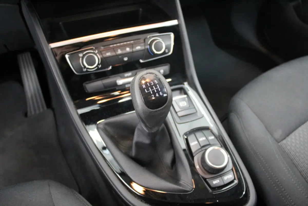 218i 136PK, RIJKLAAR | AIRCO | SPEEDLIMIT | BLUETOOTH