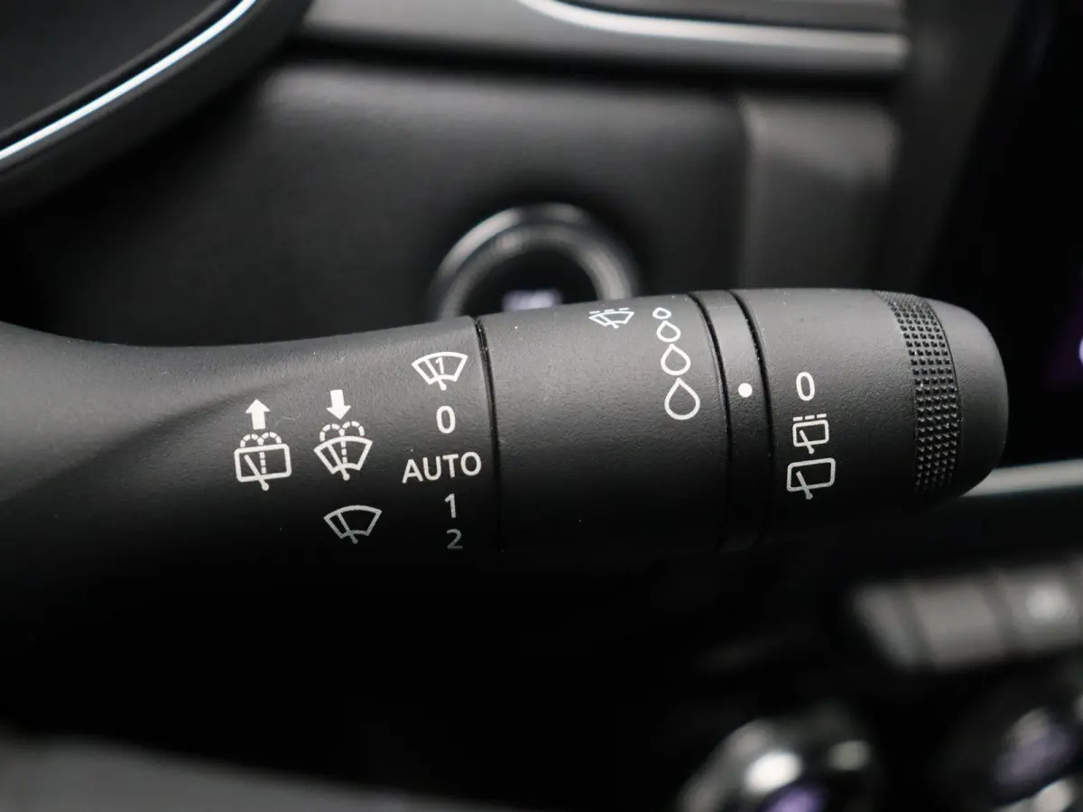 E-Tech full hybrid 145pk Intens | Pack Advanced Driving | Parkeersensoren voor/achter | Camera | 9,3" Navigatie | Climate control |