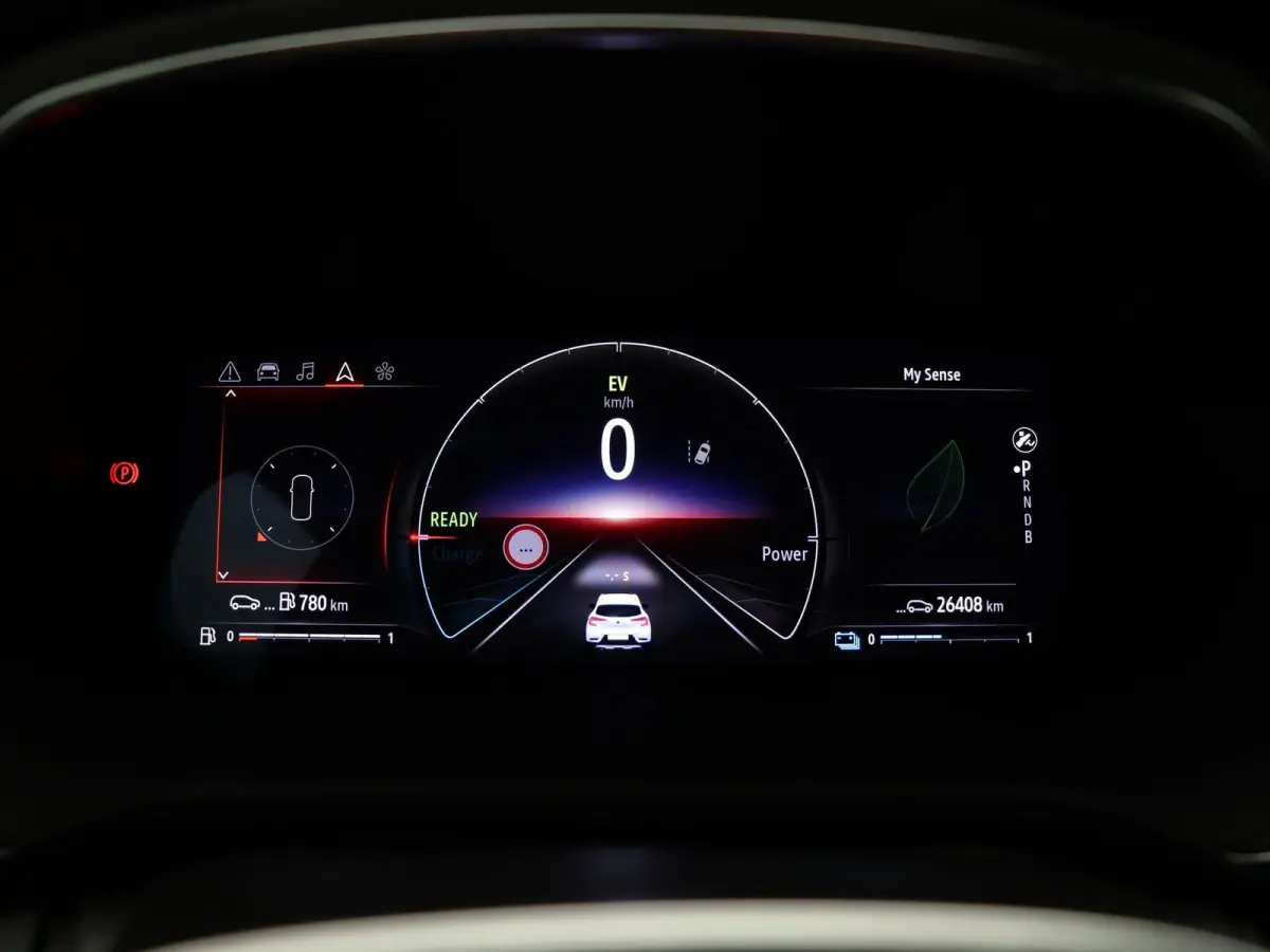 E-Tech full hybrid 145pk Intens | Pack Advanced Driving | Parkeersensoren voor/achter | Camera | 9,3" Navigatie | Climate control |