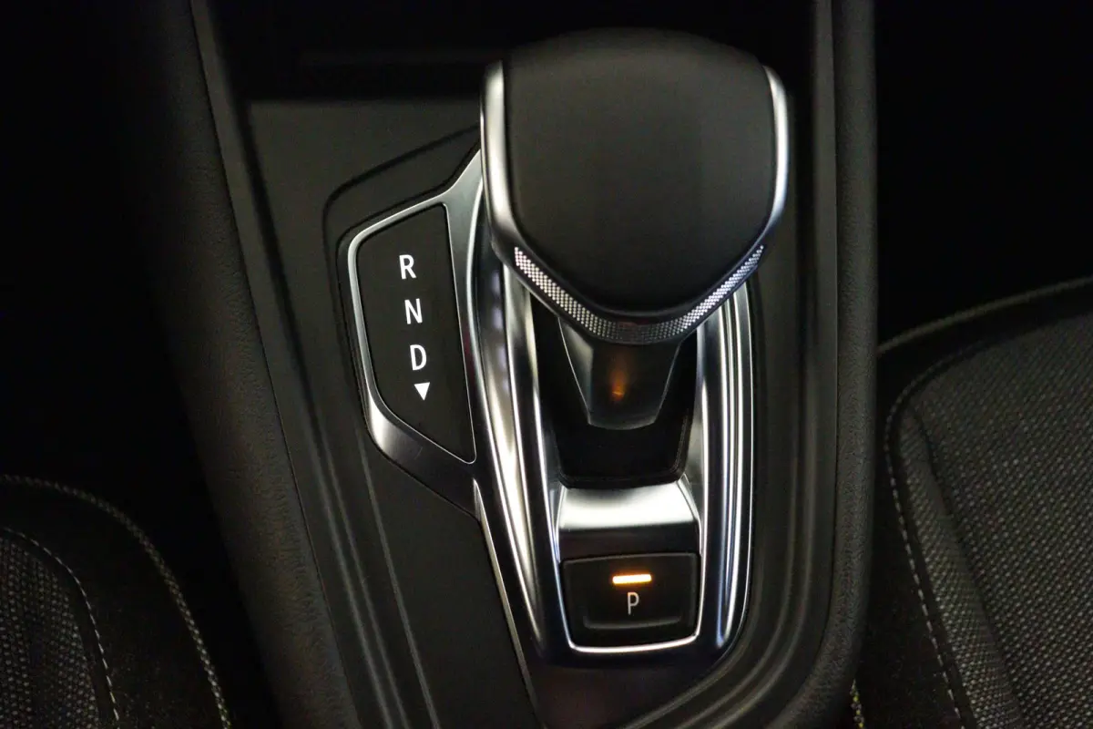 1.3 Mild Hybrid 160 Techno Automaat | NAVI / APPCONNECT | CLIMA | CAMERA + PDC | ADAP CRUISE | STUUR / STOELVERW |