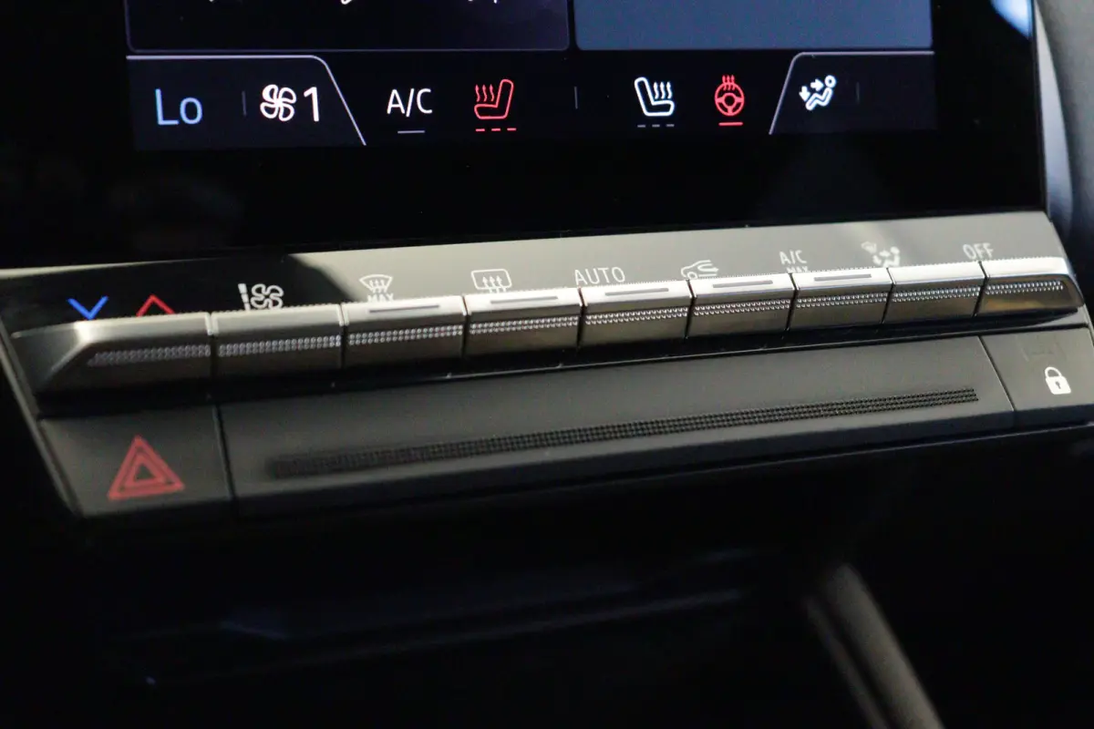1.3 Mild Hybrid 160 Techno Automaat | NAVI / APPCONNECT | CLIMA | CAMERA + PDC | ADAP CRUISE | STUUR / STOELVERW |