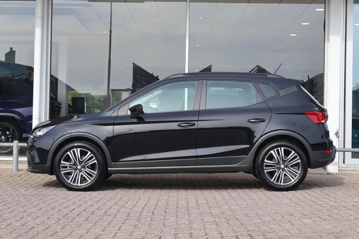 1.0 EcoTSI 95pk Style | Carplay | Climate Control | PDC | DAB radio