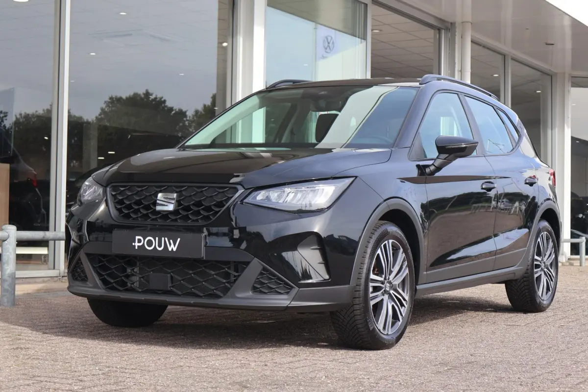 1.0 EcoTSI 95pk Style | Carplay | Climate Control | PDC | DAB radio