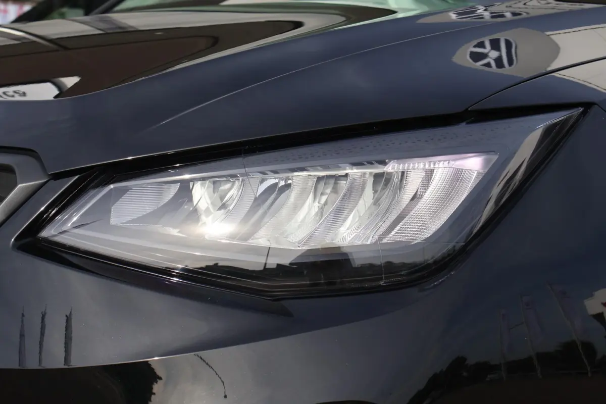 1.0 EcoTSI 95pk Style | Carplay | Climate Control | PDC | DAB radio