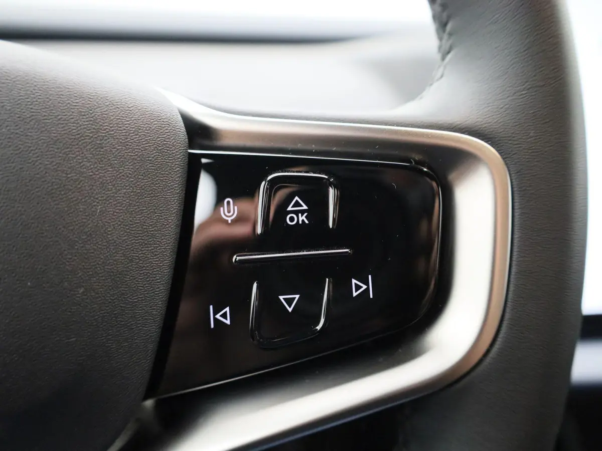 Single Motor Core Bh Vv| ACHTERUITRIJCAMERA | APPLE CARPLAY - ANDROID AUTO | ADAPTIVE CRUISE CONTROL | GOOGLE NAVIGATIE | CLIMATE CONTROL |