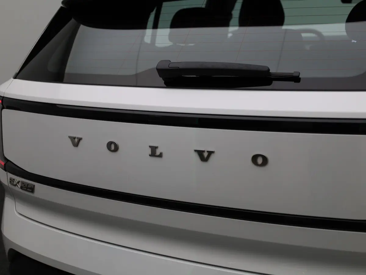 Single Motor Core Bh Vv| ACHTERUITRIJCAMERA | APPLE CARPLAY - ANDROID AUTO | ADAPTIVE CRUISE CONTROL | GOOGLE NAVIGATIE | CLIMATE CONTROL |