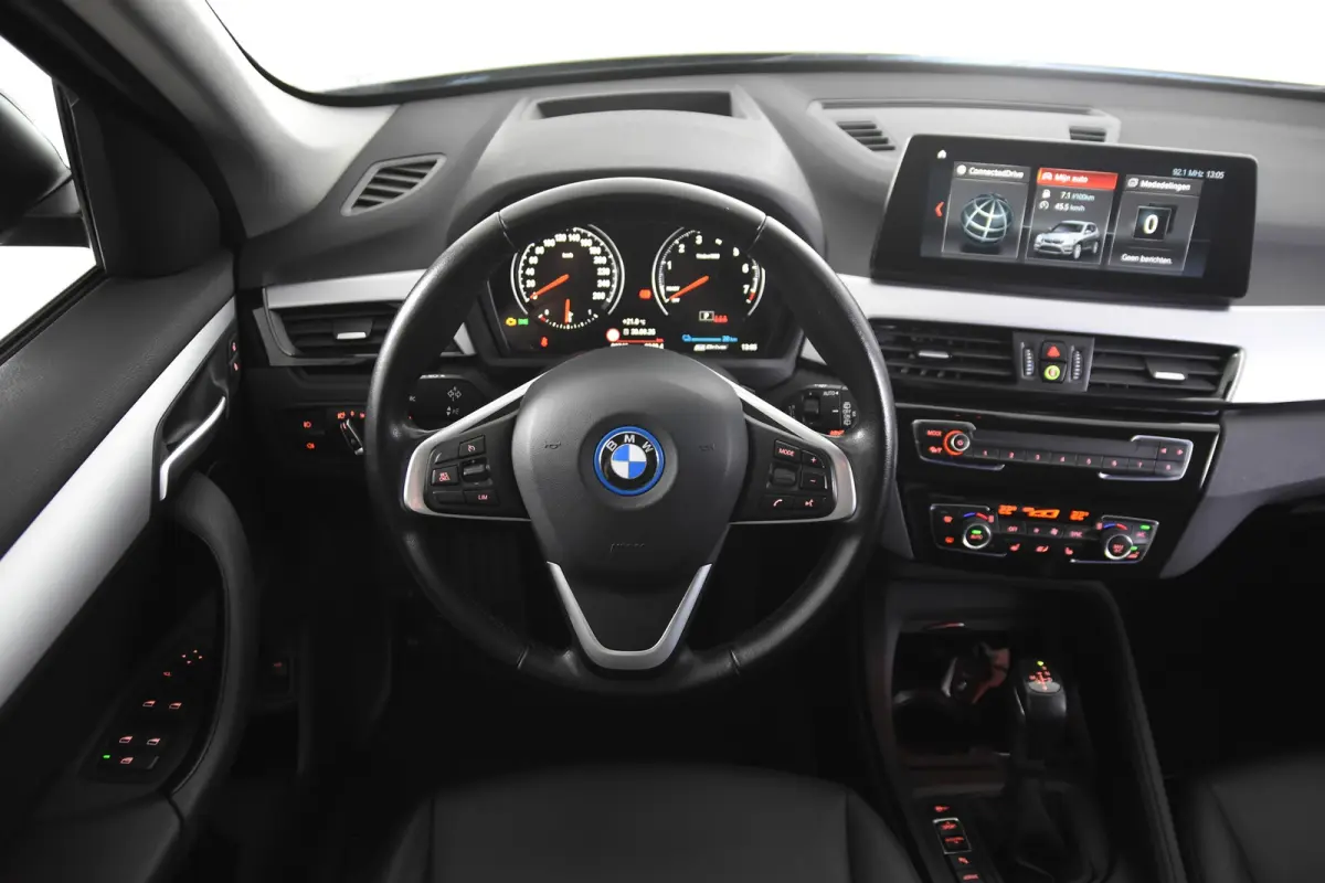 xDrive25e *1ste Eigenaar*Leer*Stoelverwarming*HUD*
