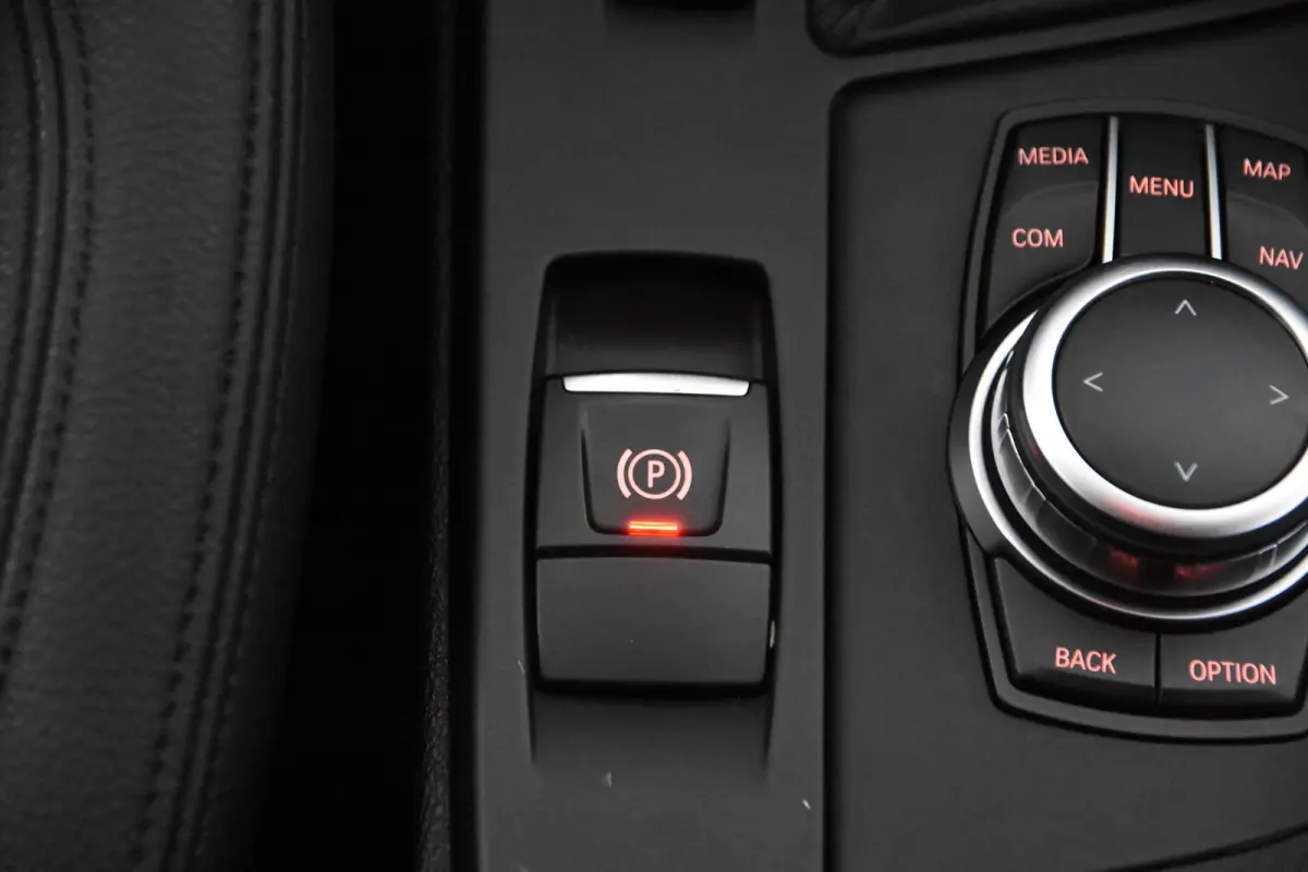 xDrive25e *1ste Eigenaar*Leer*Stoelverwarming*HUD*