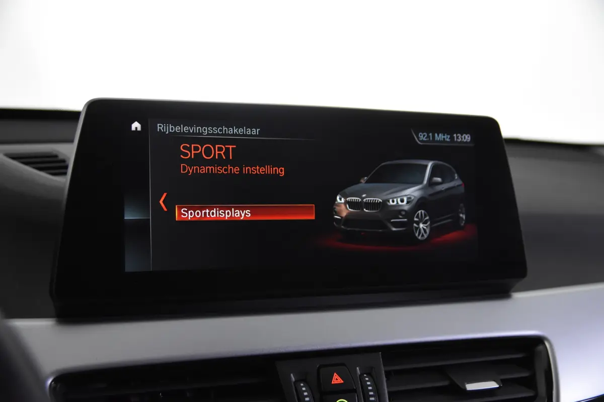 xDrive25e *1ste Eigenaar*Leer*Stoelverwarming*HUD*