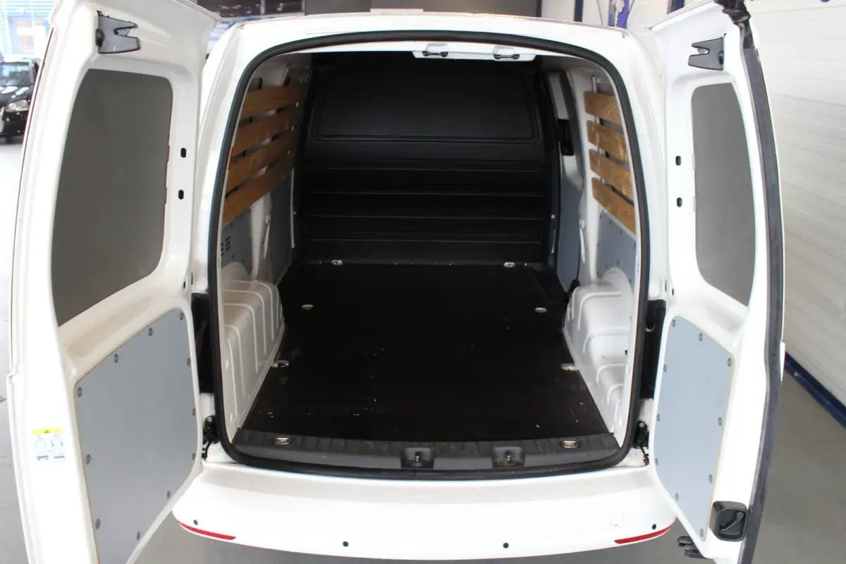 2.0 TDI L2H1 BMT Maxi Trendline Automaat | Cruise | Airco | Navi | Bluetooth | 18" LMV | PDC