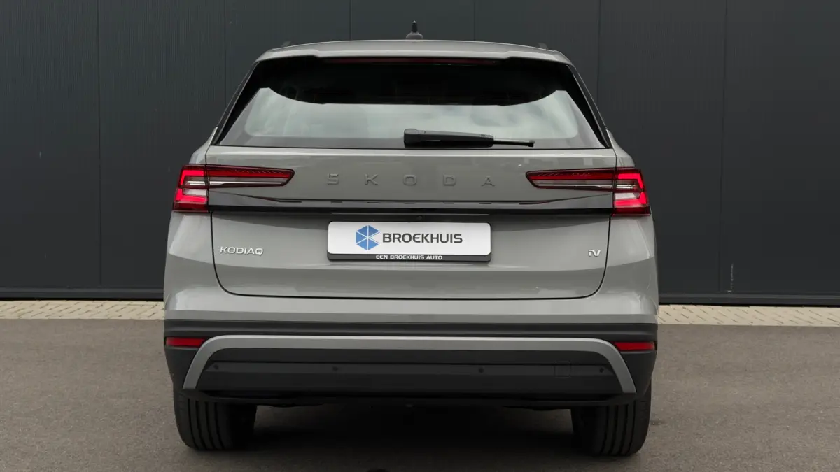 204pk 1.5 TSI PHEV Business Edition | SOH 100% | Achteruitrijcamera | Adaptive Cruise | Carplay | Dodehoekdetectie | LED |