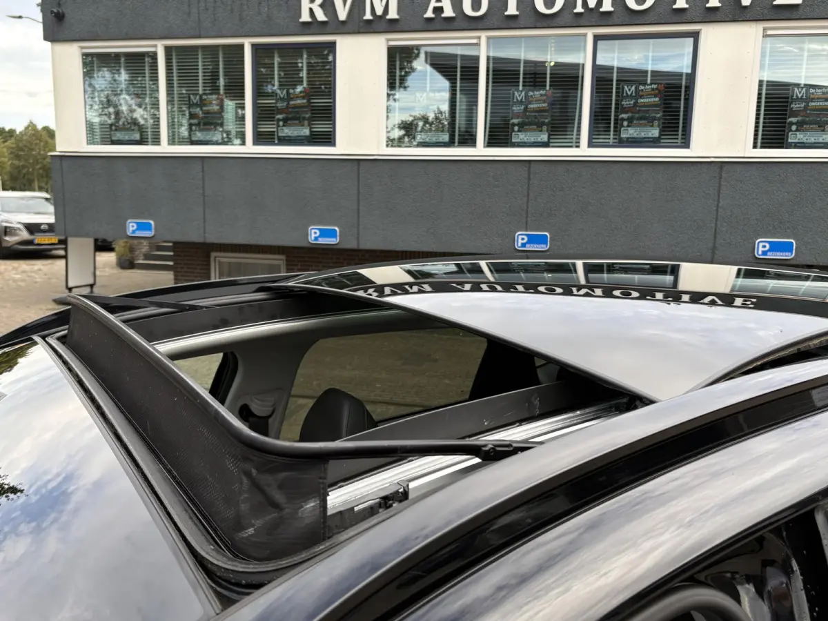 1.6 T-GDI PHEV Premium Sky 4WD | AFNEEMB. TREKHAAK | ADAPT. CRUISE CONTROL | ELEK. SCHUIF-/KANTELDAK | ELEK. ACHTERKLEP | MEMORY | STOELVENTILATIE