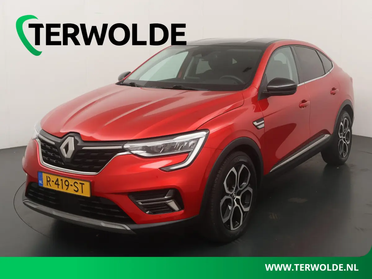 E-TECH Hybrid 145 Intens | Adapt. Cruise | Parkeercamera | Navigatie |