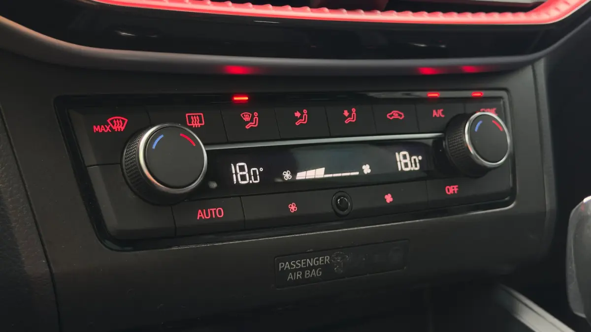 1.5 TSI 150pk FR | Carplay | LED | Cruise Control | Parkeerhulp V+A | 17" |