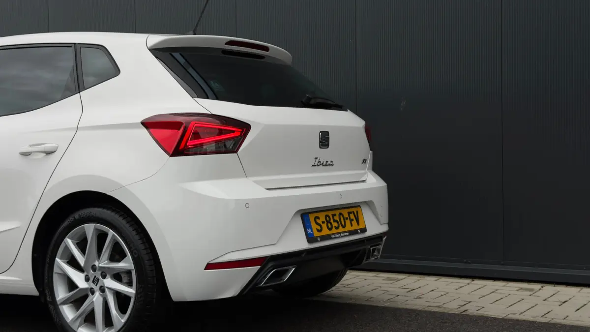1.5 TSI 150pk FR | Carplay | LED | Cruise Control | Parkeerhulp V+A | 17" |