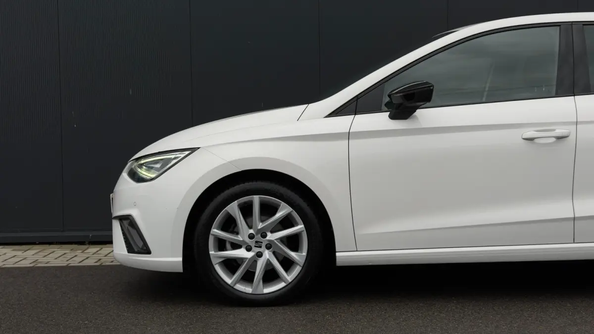 1.5 TSI 150pk FR | Carplay | LED | Cruise Control | Parkeerhulp V+A | 17" |