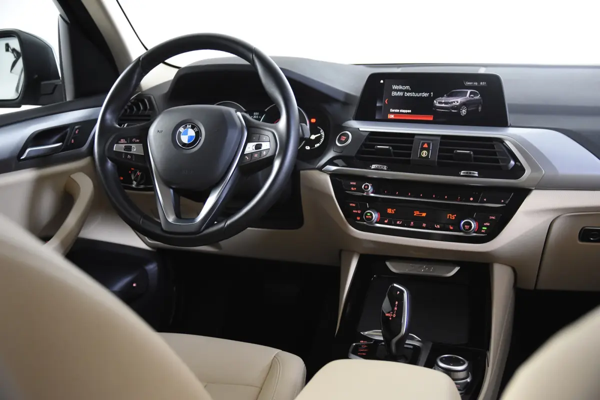 xDrive30e *1ste Eigenaar*Leer*Stoelverwarming*PDC*
