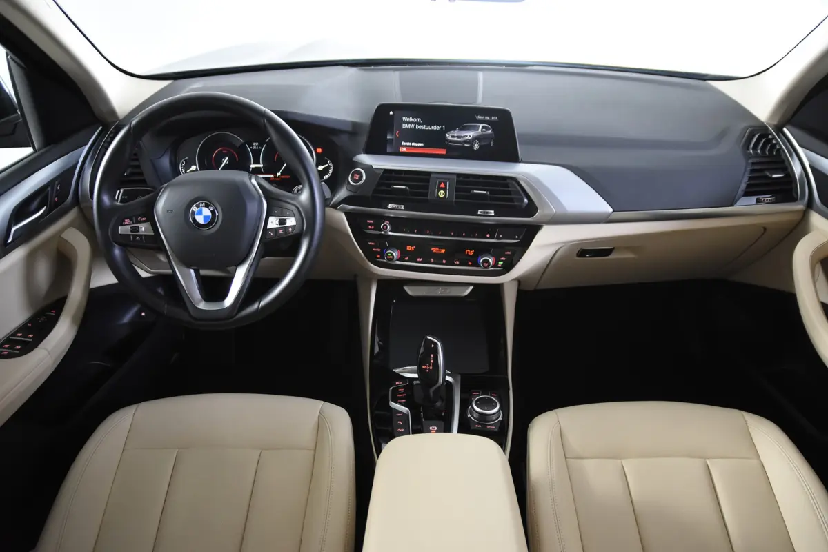 xDrive30e *1ste Eigenaar*Leer*Stoelverwarming*PDC*