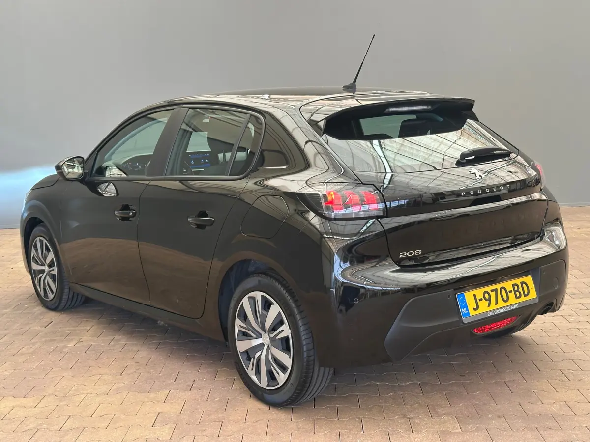 1.2 PureTech Active | Achteruitrijcamera | Airco (automatisch) | Apple Carplay/Android Auto|telefoonintegratie premium