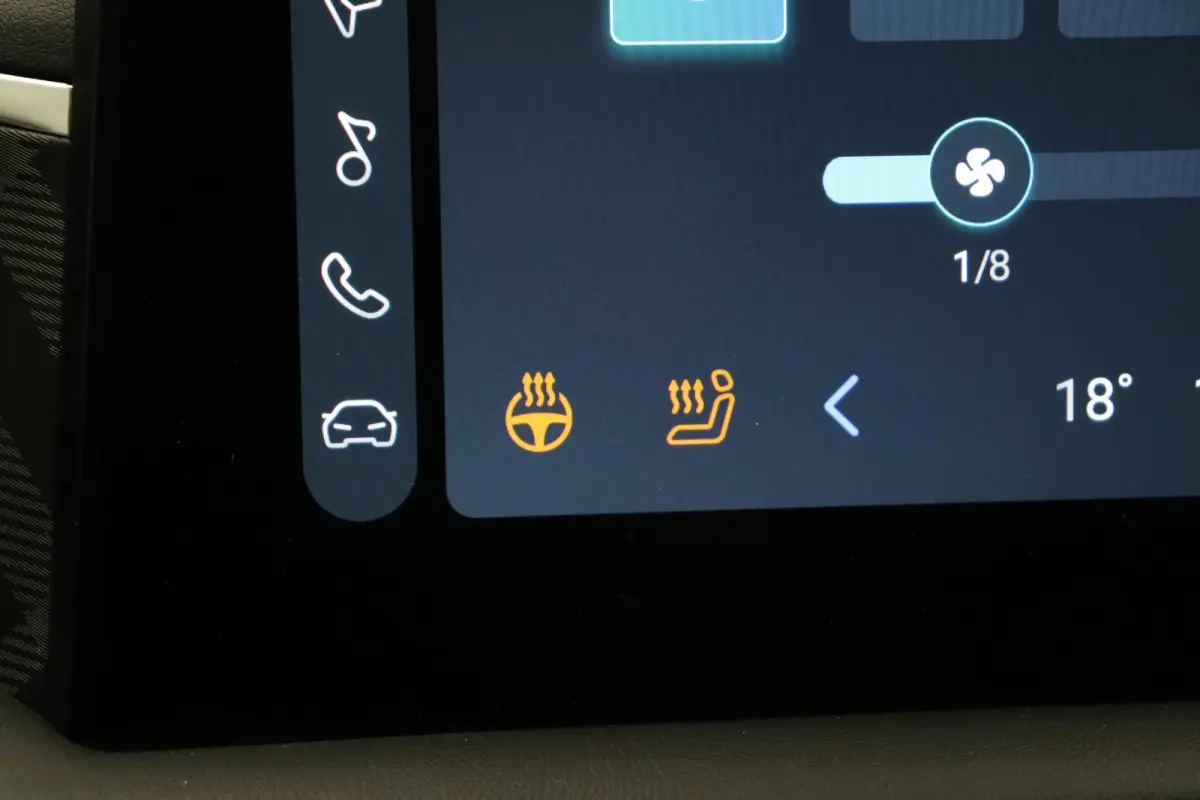 1.5 Luxury | Apple Carplay & Android Auto | Rondomzicht Camera | Stoel en Stuurwielverwarming |
