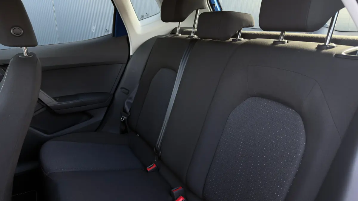1.0 TSI 95pk Style | Cruise Control | Climate Control | Carplay | 16" | Parkeersensor achter |