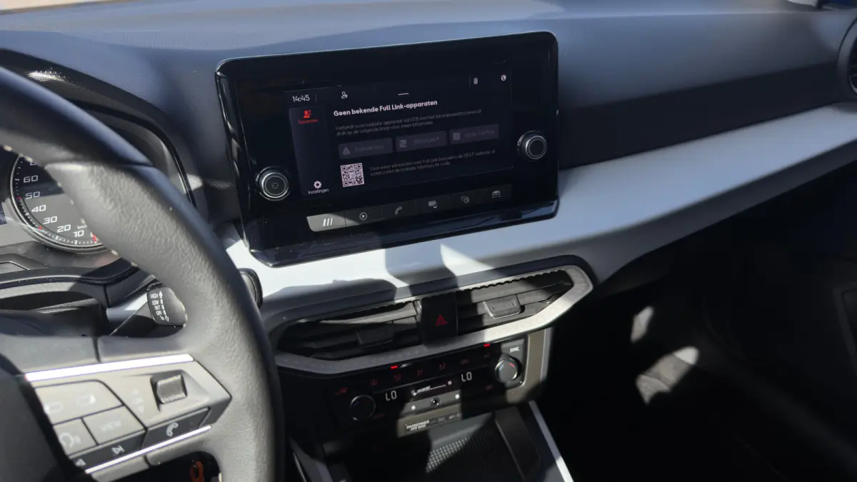 1.0 TSI 95pk Style | Cruise Control | Climate Control | Carplay | 16" | Parkeersensor achter |
