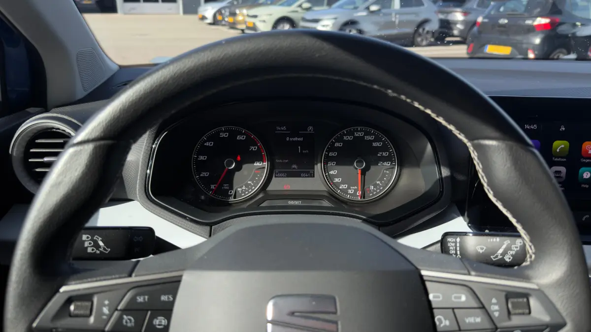 1.0 TSI 95pk Style | Cruise Control | Climate Control | Carplay | 16" | Parkeersensor achter |