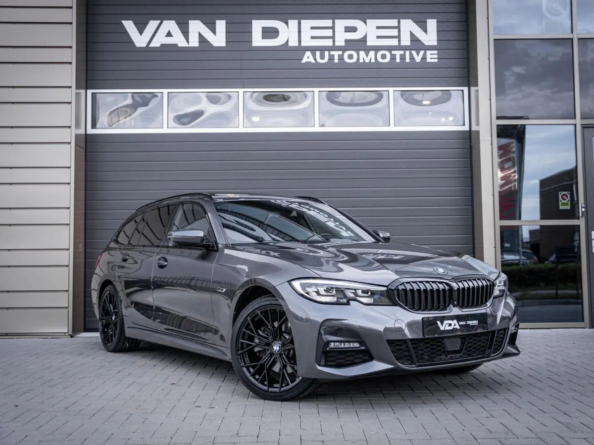 320e High Executive M-Sport l Pano l ACC | Trekhaak l 360cam l ACC