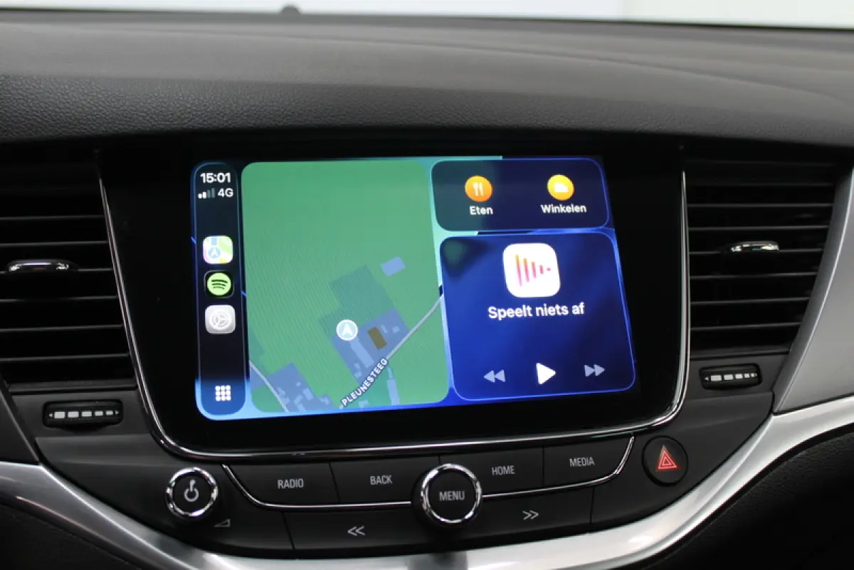 1.0 Business+ 105PK, RIJKLAAR | CAMERA | AFNEEMBARE TREKHAAK | AIRCO | CARPLAY