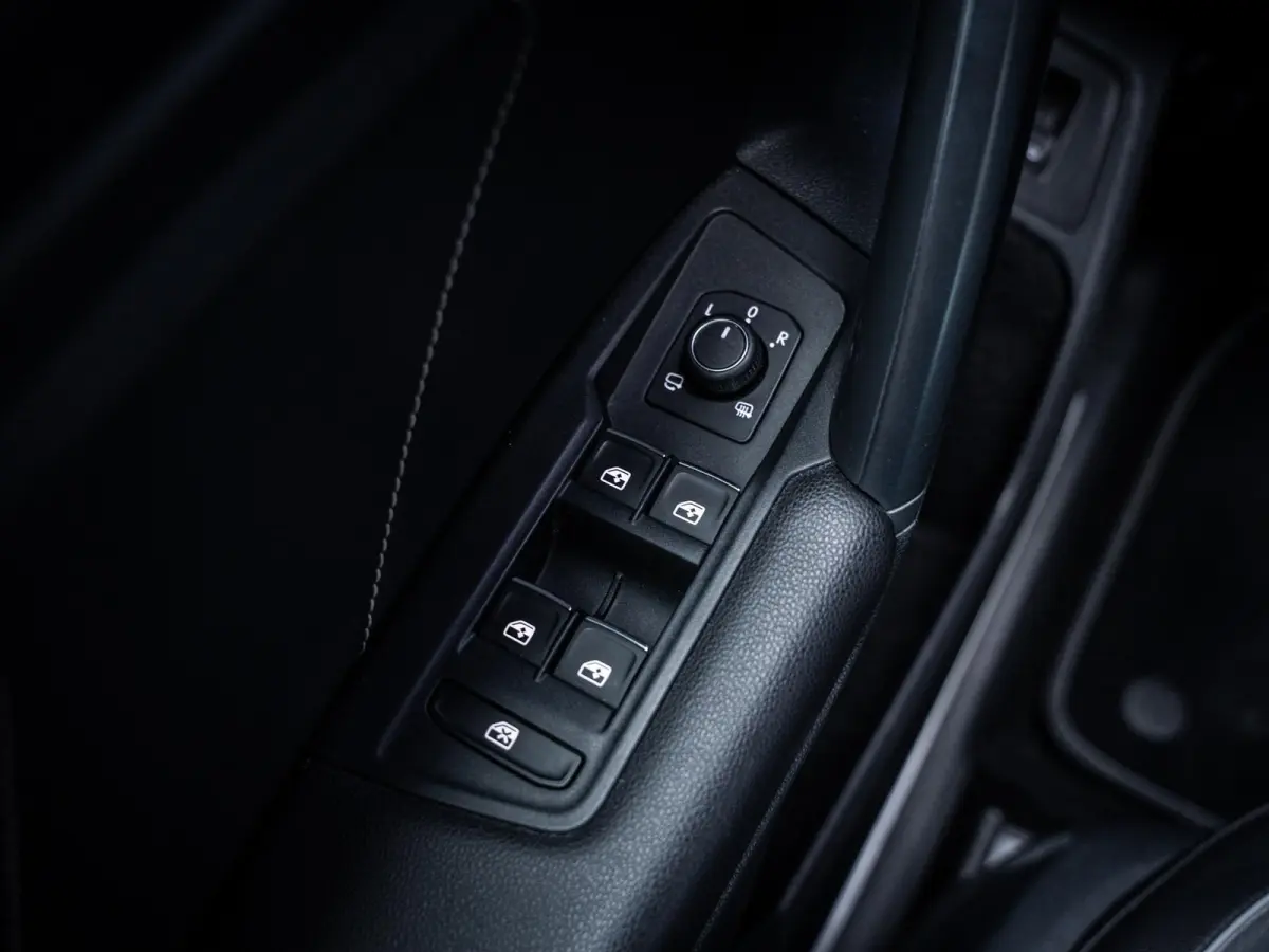 1.5 TSI 3x R-Line - IQ-L l Pano l Trekhaak l 360cam l Keyless
