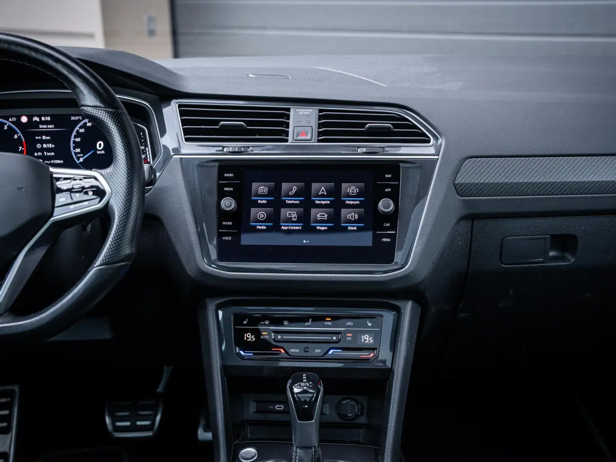 1.5 TSI 3x R-Line - IQ-L l Pano l Trekhaak l 360cam l Keyless