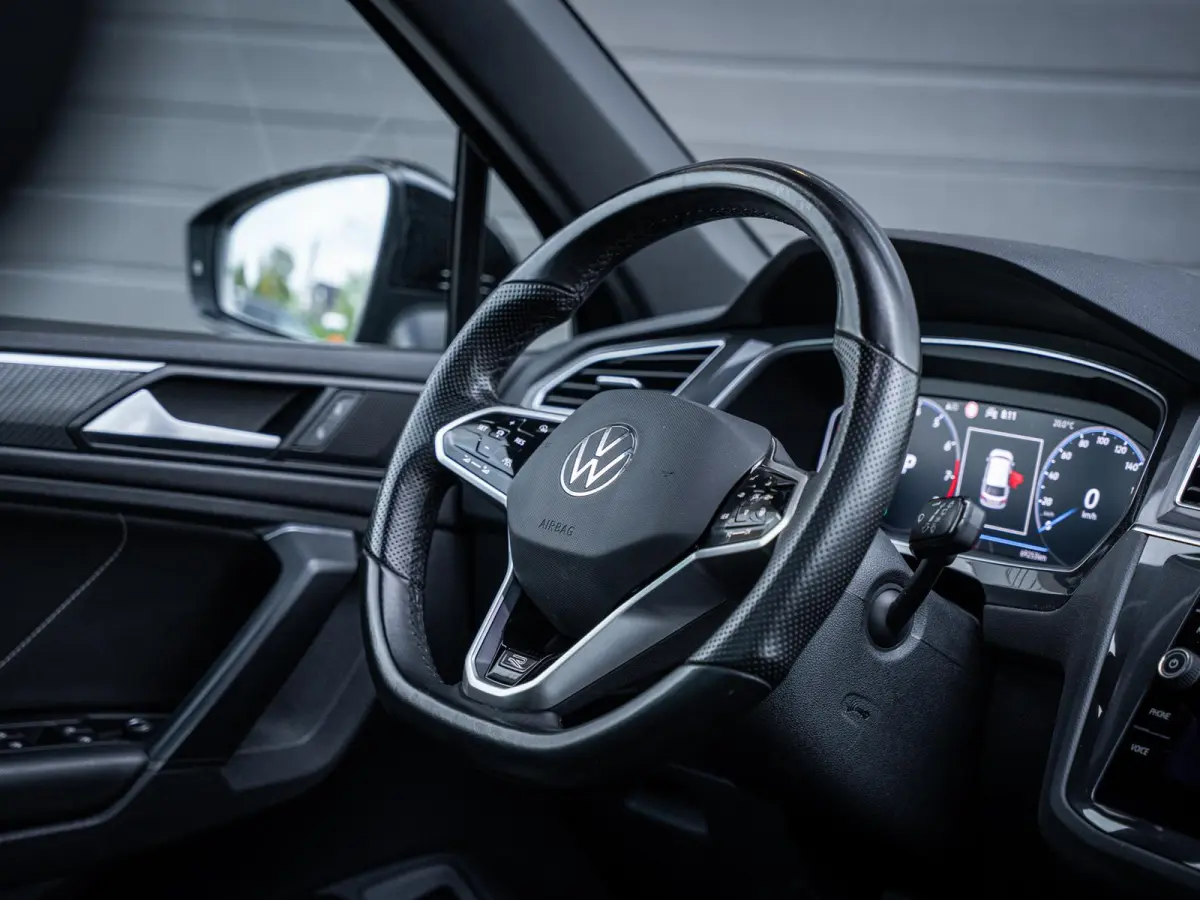 1.5 TSI 3x R-Line - IQ-L l Pano l Trekhaak l 360cam l Keyless