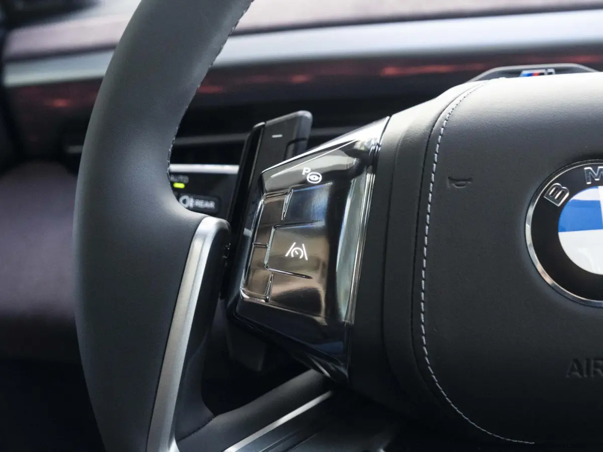 40 xDrive M Sportpakket | Comfort Pack | Digital Pack | Bowers & Wilkins | Warmtecomfort Pack |