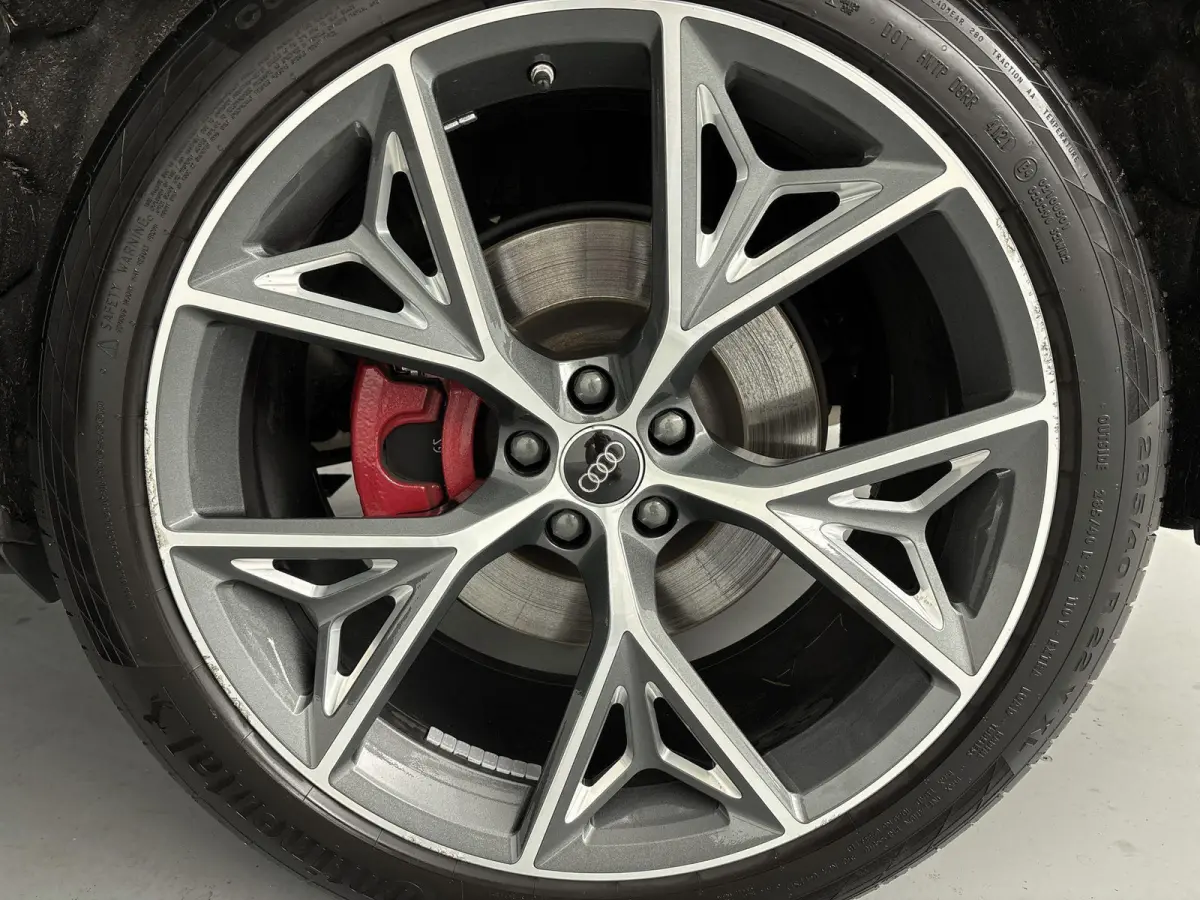 60 TFSI e quattro Competition 462 PK | S-line | Automaat | Camera | Panoramadak | Bang & Olufsen Premium 3D | Cruise Control | Stoelverwarming | Virtual Cockpit | HD LED Matrix | Lichtmetale