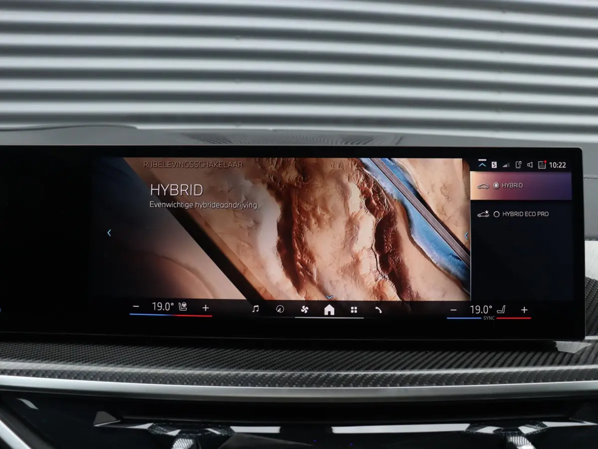 xDrive50e High Executive | M Sportpakket Pro | Comfort-plus Pakket | Innovation Pack | Travel Pack | Comfort Pack | Exclusive Pack | Trekhaak | Bowers & Wilkins