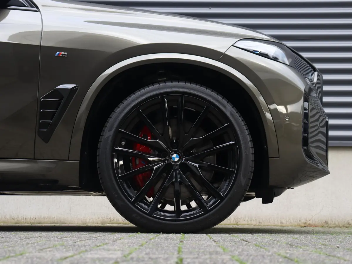 xDrive50e High Executive | M Sportpakket Pro | Comfort-plus Pakket | Innovation Pack | Travel Pack | Comfort Pack | Exclusive Pack | Trekhaak | Bowers & Wilkins