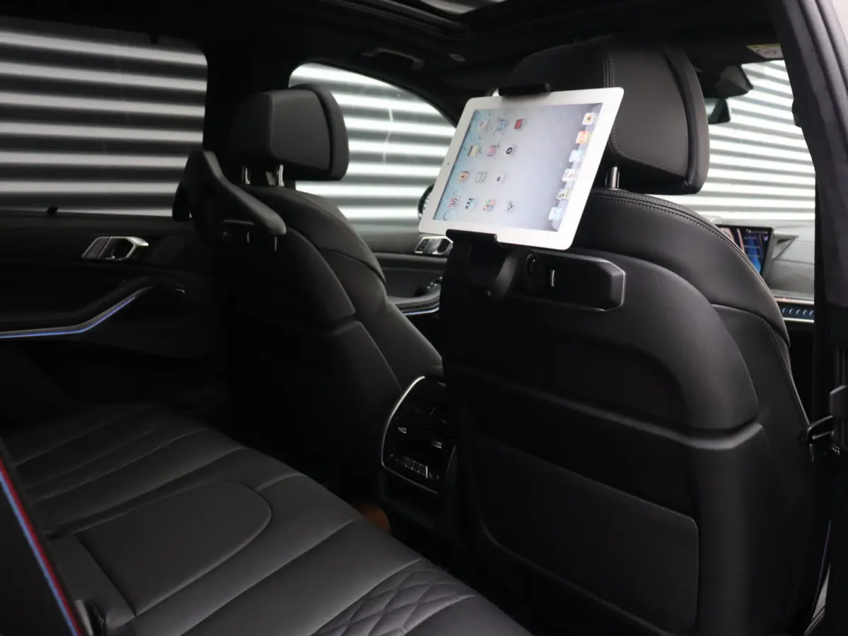 xDrive50e High Executive | M Sportpakket Pro | Comfort-plus Pakket | Innovation Pack | Travel Pack | Comfort Pack | Exclusive Pack | Trekhaak | Bowers & Wilkins