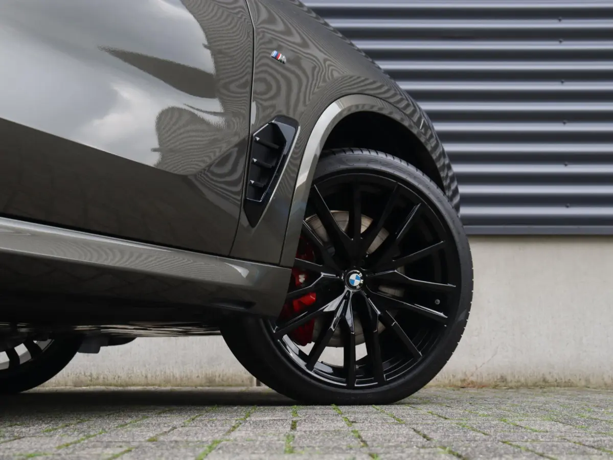 xDrive50e High Executive | M Sportpakket Pro | Comfort-plus Pakket | Innovation Pack | Travel Pack | Comfort Pack | Exclusive Pack | Trekhaak | Bowers & Wilkins