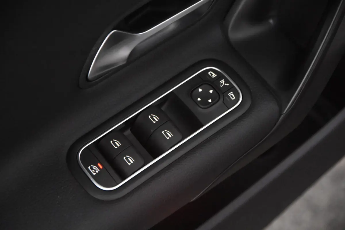 180 *1ste Eigenaar*Carplay*Stoelverwarming*