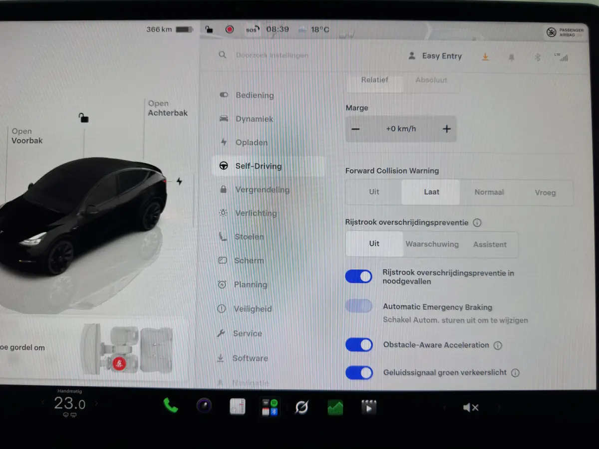 Long Range AWD 75 kWh (3-Fase-11kW) {SoH-87%} (INCL-BTW) Aut. *PANO | AUTO-PILOT | LEATHER | NAVI-FULLMAP | MATRIX-LED | KEYLESS | CAMERA | DAB+ | HEATED-COMFORTSEATS | PRIVACYGLASS | TOPVIE