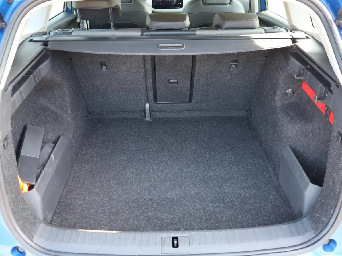 60 180pk | SoH 93% | Apple Carplay/Android Auto | Waterpomp | Voorstoelen Verwarmd | Sport Pakket | ACC