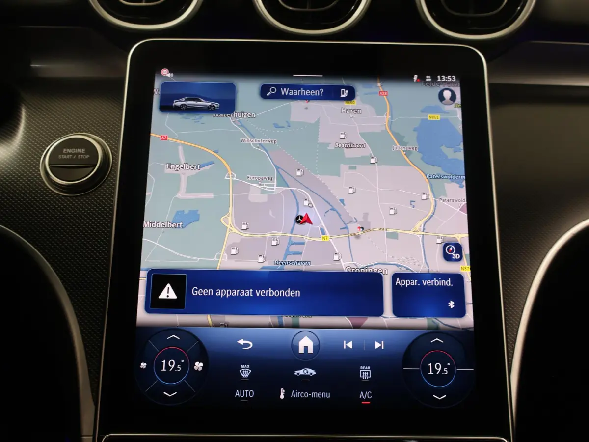 300 e Business Solution | Achteruitrijcamera |  Voorstoelen verwarmd | Apple CarPlay